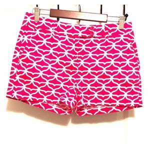 Vineyard Vines shorts!